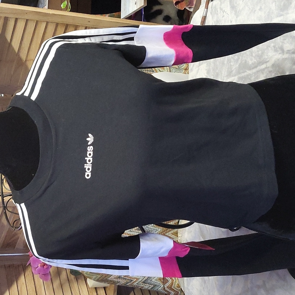 NWT Adidas Athletic Crop Top